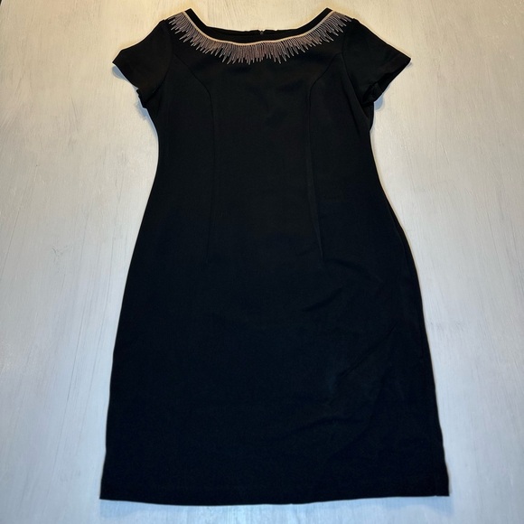 T & Company Dresses & Skirts - T & Company Black Sheath Dress  Embellished Neckline Size 10, LBD